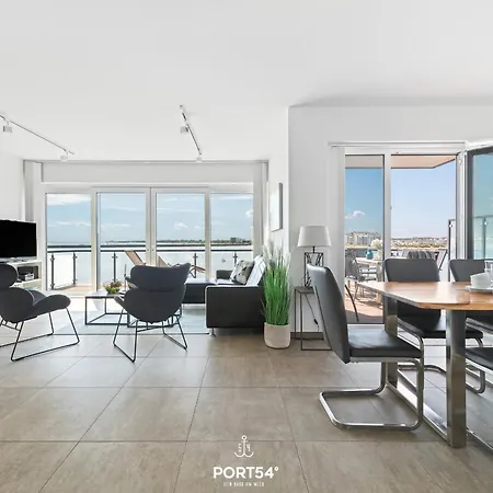 Dock 76 Promenade * Olpenitz