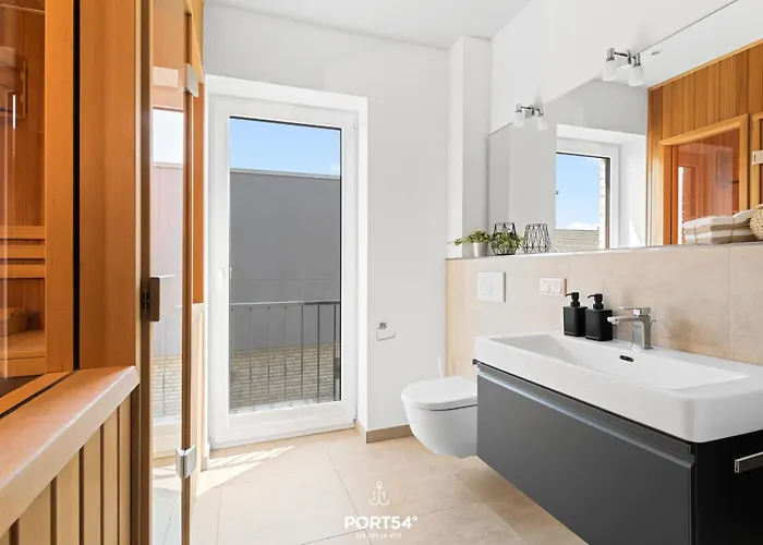 Апартаменты Dock 76 Promenade *