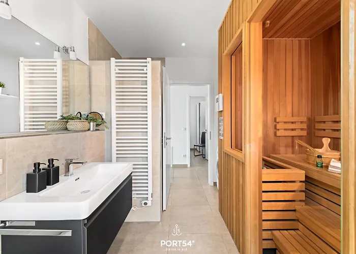 Dock 76 Promenade Апартаменты